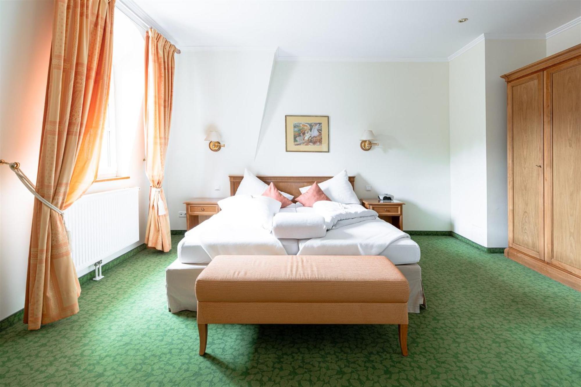 Kurhaus Dr. Petershofer Hotel Wolfsegg am Hausruck