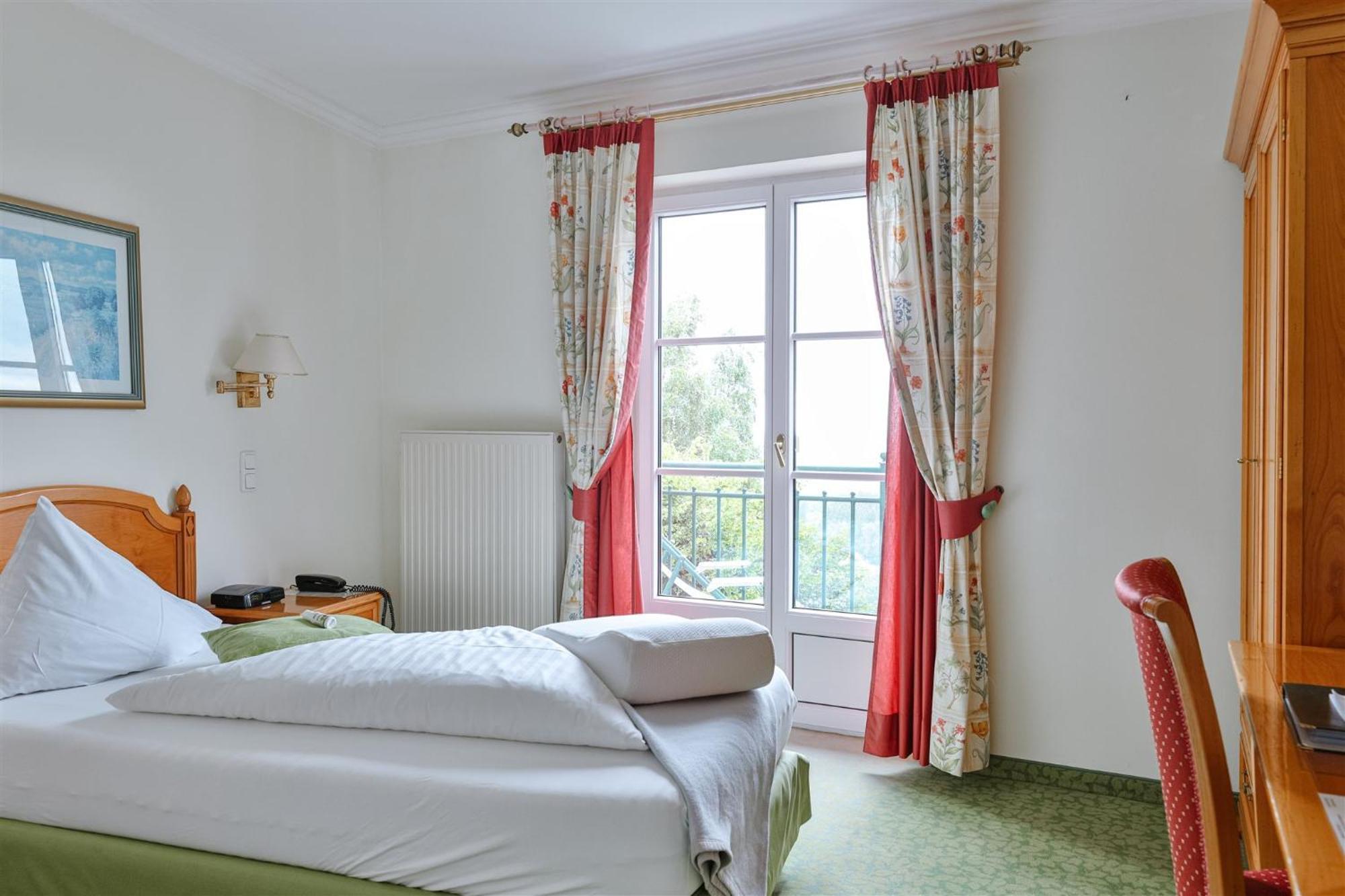 Kurhaus Dr. Petershofer 4* Wolfsegg am Hausruck